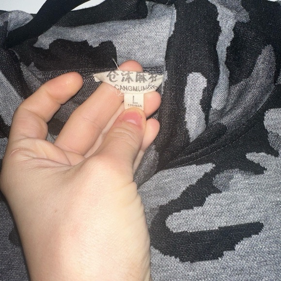 Grey Camo Sweater Dress Size L - Picture 2 of 4